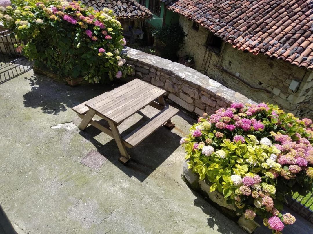 La Xiana Guest House Taranes Екстериор снимка
