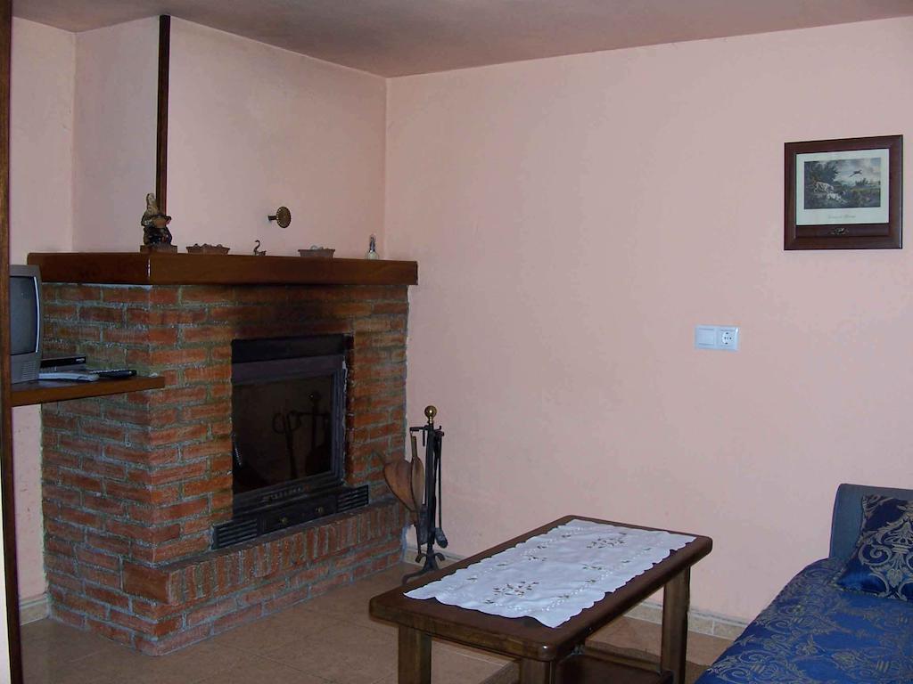 La Xiana Guest House Taranes Стая снимка