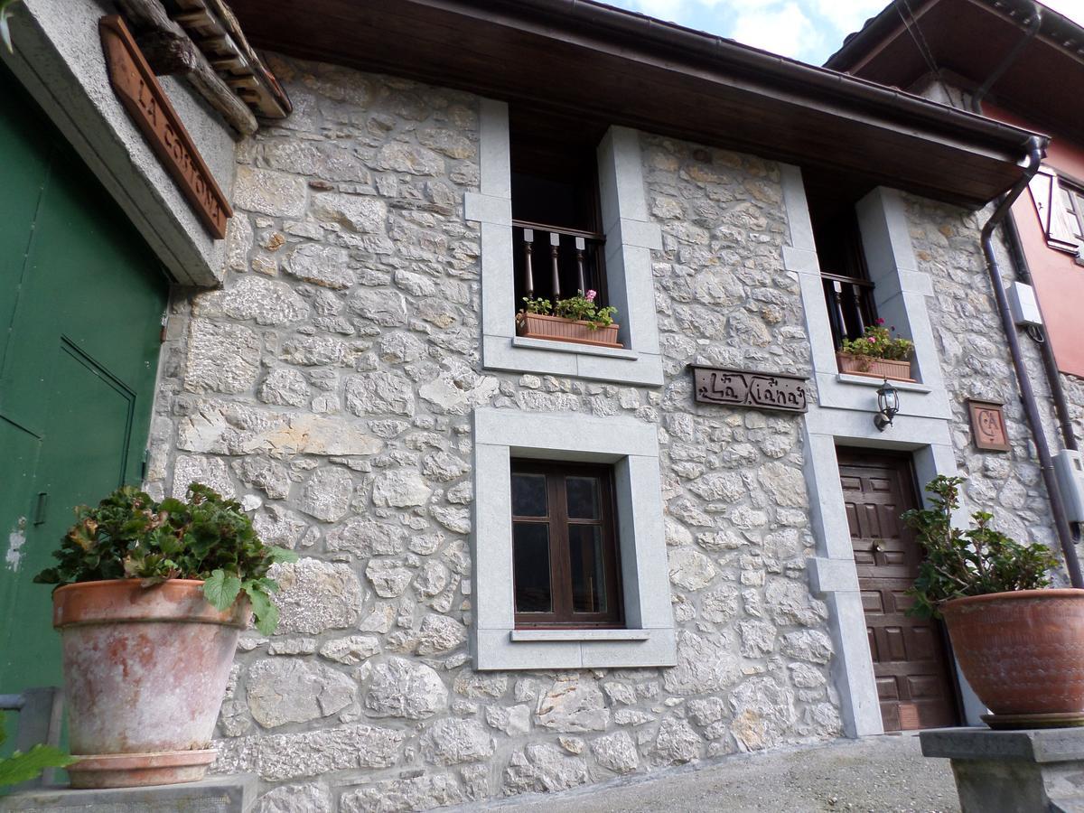 La Xiana Guest House Taranes Екстериор снимка